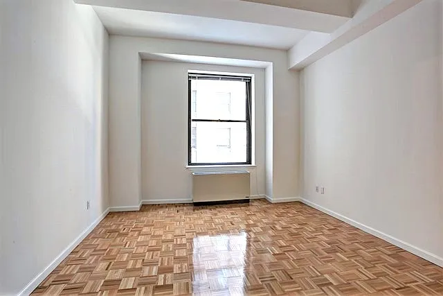 75 West St #15J — Photo 4