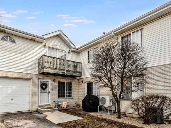 7259 S Ferdinand Ave, Bridgeview, IL 60455