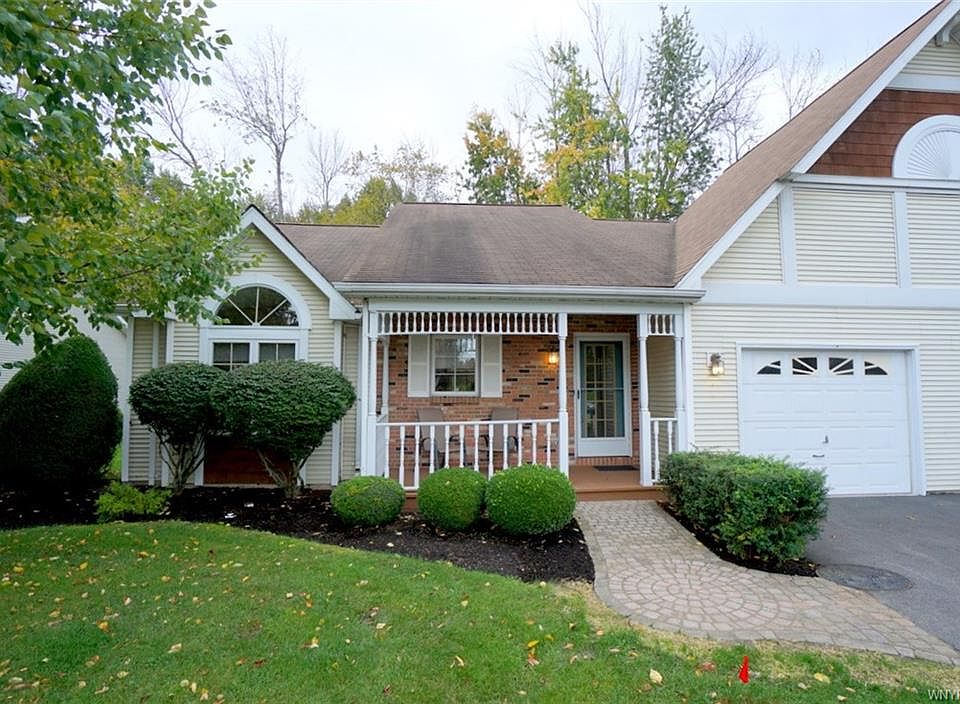 1st image of 63 Spicebush Ln