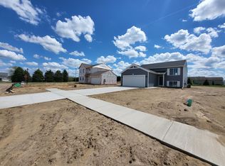 1013 Foxglove Ave, Vicksburg, MI 49097