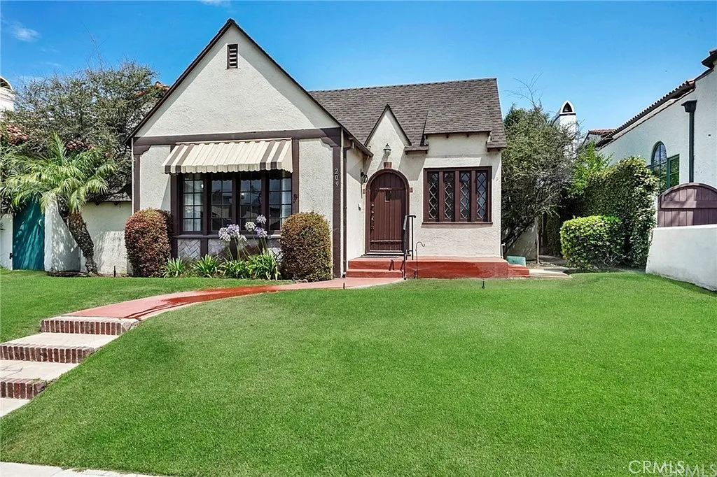 3 bed, 2010 sqft, $6,500 — Photo 1