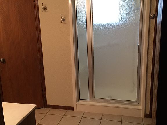 Master walkin shower