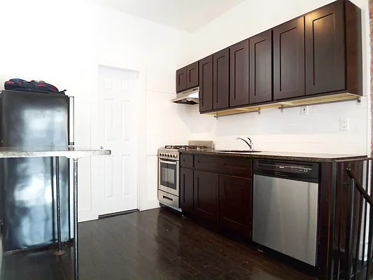 Rented by Corcoran | media 40