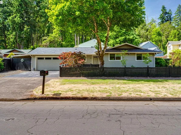 820 Martin St, Eugene, OR 97405
