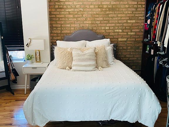 5th image of 2819 N Kedzie Ave APT 2