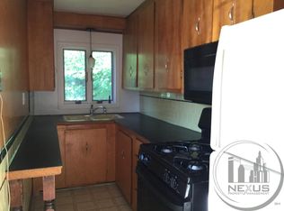 31 Fletcher Ave, Cranston, RI 02920