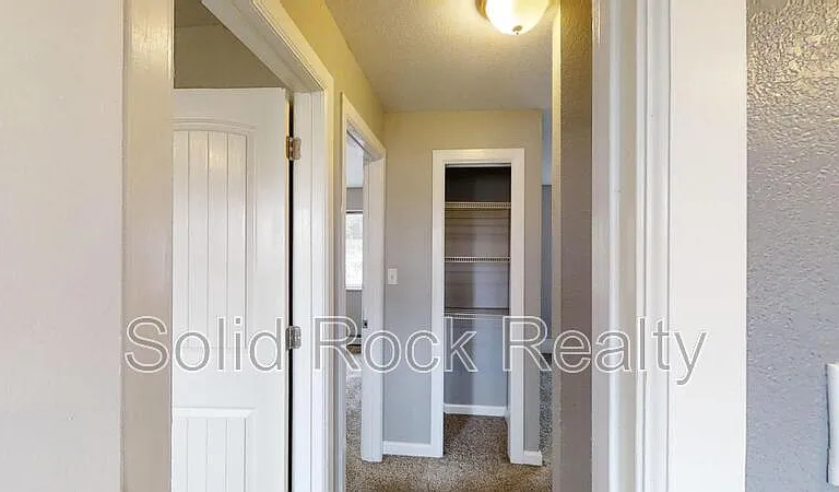 333 Bonnie Ct #4 — Photo 12