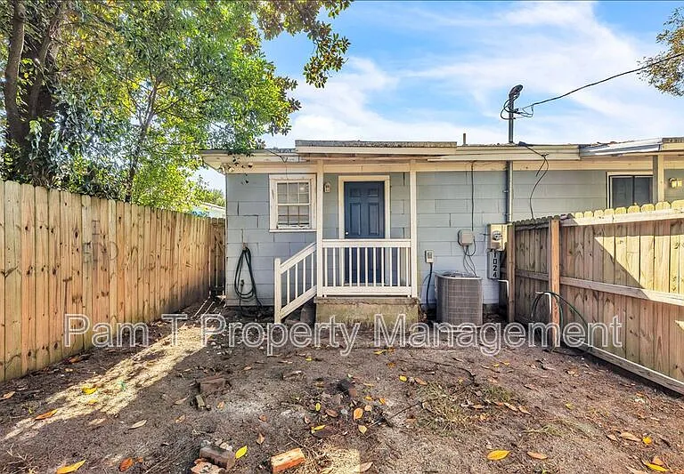 1024 W 39th St — Photo 18