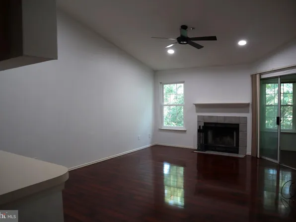 3311 Wyndham Cir APT 4191, Alexandria, VA 22302