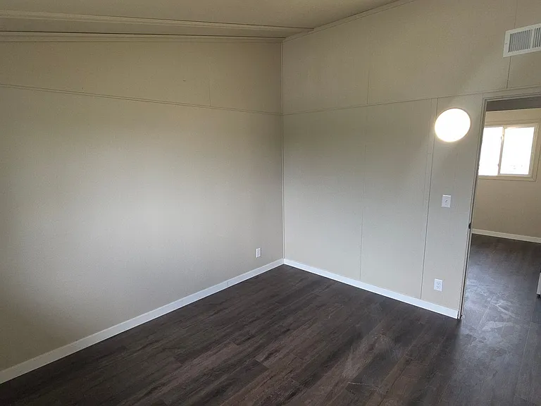 1741 Warwick Way — Photo 11