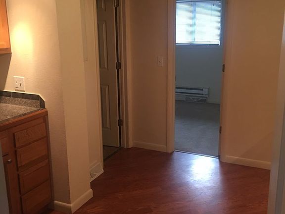 3rd image of 760 30th St #762-B