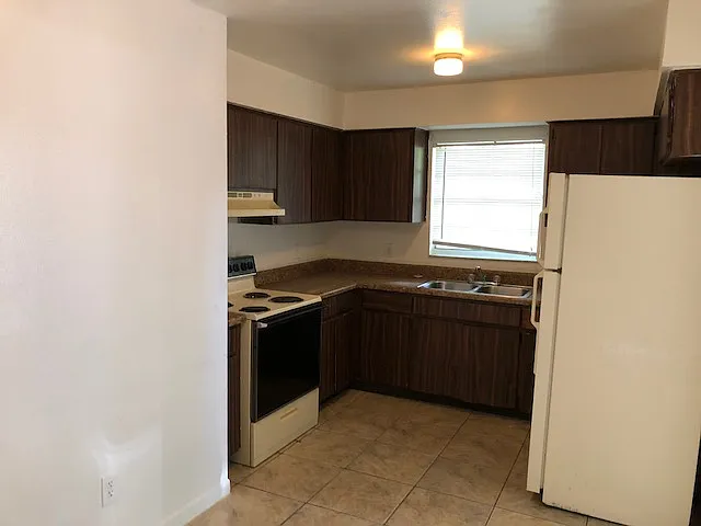 3616 E Mohawk Ave — Photo 6