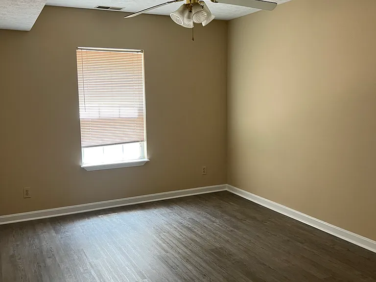 1236 Lexington Rd #101 — Photo 14