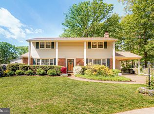 6804 Riata Ct, Springfield, VA 22153