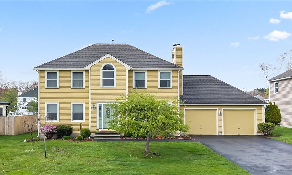 1st image of 6 Crane Cir