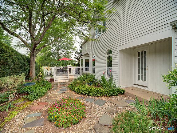 5th image of 75 Churchill Road