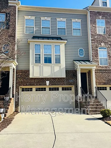 8302 Primanti Blvd Photo 1