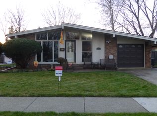 28703 Cunningham Dr, Warren, MI 48092