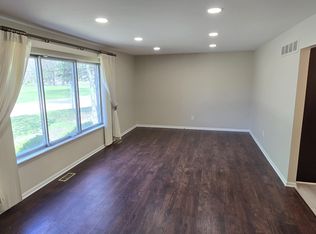 42206 Toddmark Ln, Clinton Township, MI 48038