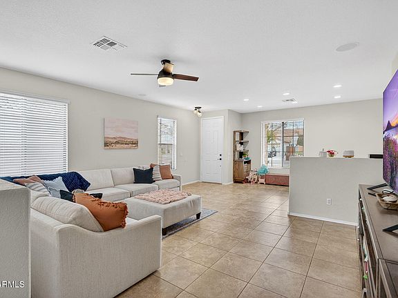 4th image of 1054 E PRESS Road