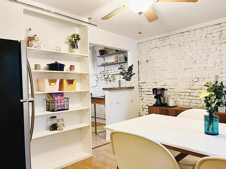 1059 N Emerson St #C — Photo 9