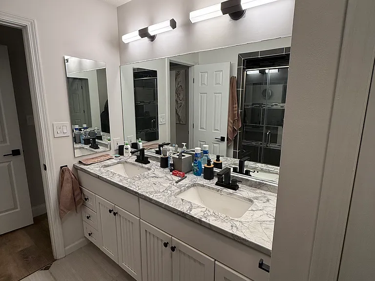 1011 Greystone Cir — Photo 42
