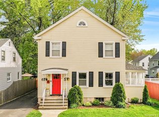 61 Thomas St, West Hartford, CT 06119