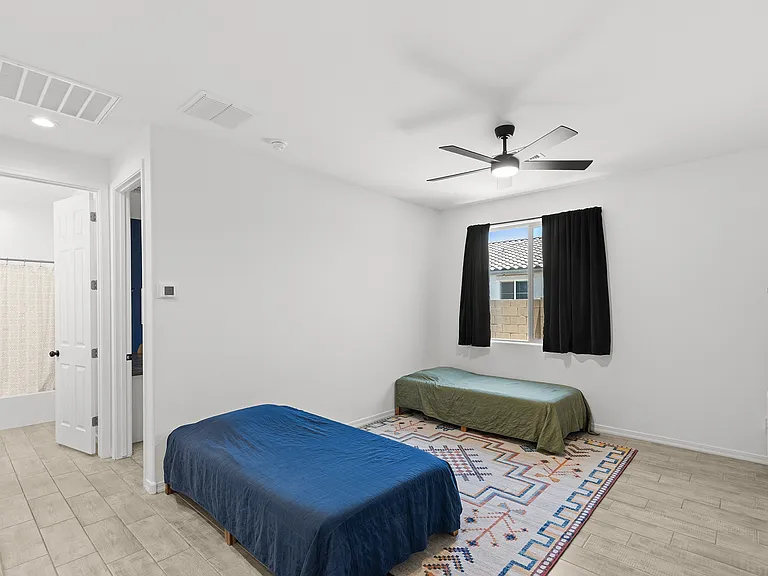 17770 W Running Deer Trl — Photo 21