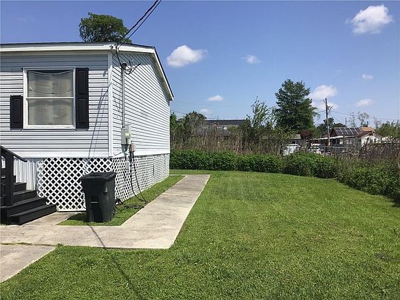 4th image of 2337 Mathis Ave