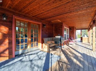 210 11th St, Dayton, OR 97114