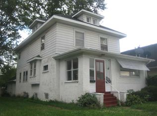 1603 W 4th St, Waterloo, IA 50702