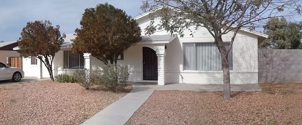 1st image of 226 E Harvard Dr