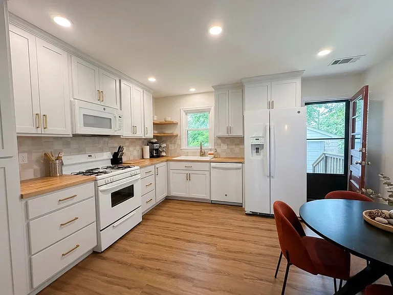2108 Saint Michael Dr — Photo 5