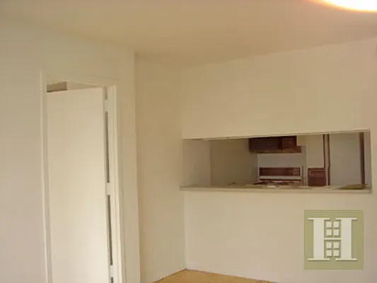 Rented by Halstead Real Estate | media 32