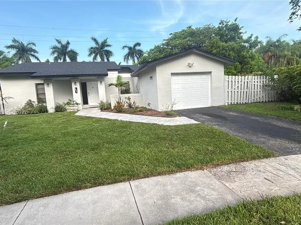 590 SW 166th Ter, Fort Lauderdale, FL 33326