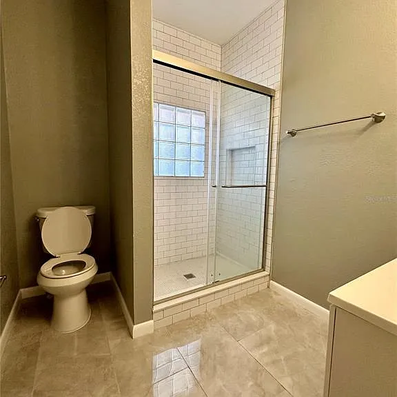 1209 E Comanche Ave — Photo 11