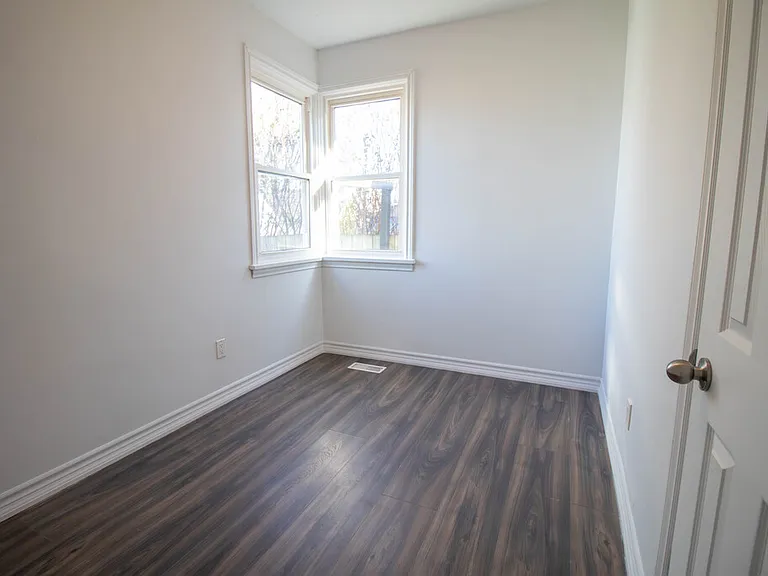 23 Saint Patrick St — Photo 13