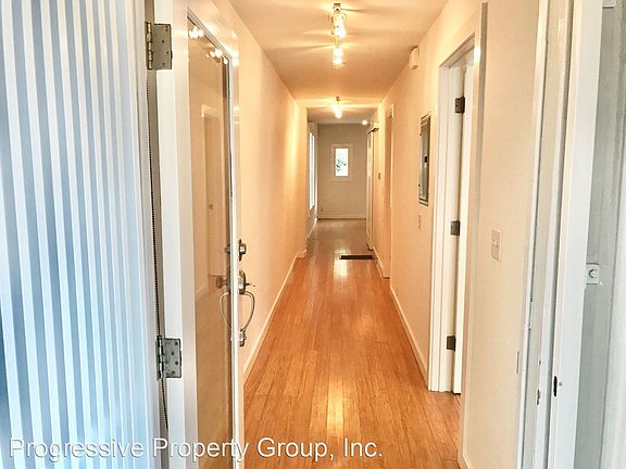 4th image of 317B San Carlos St