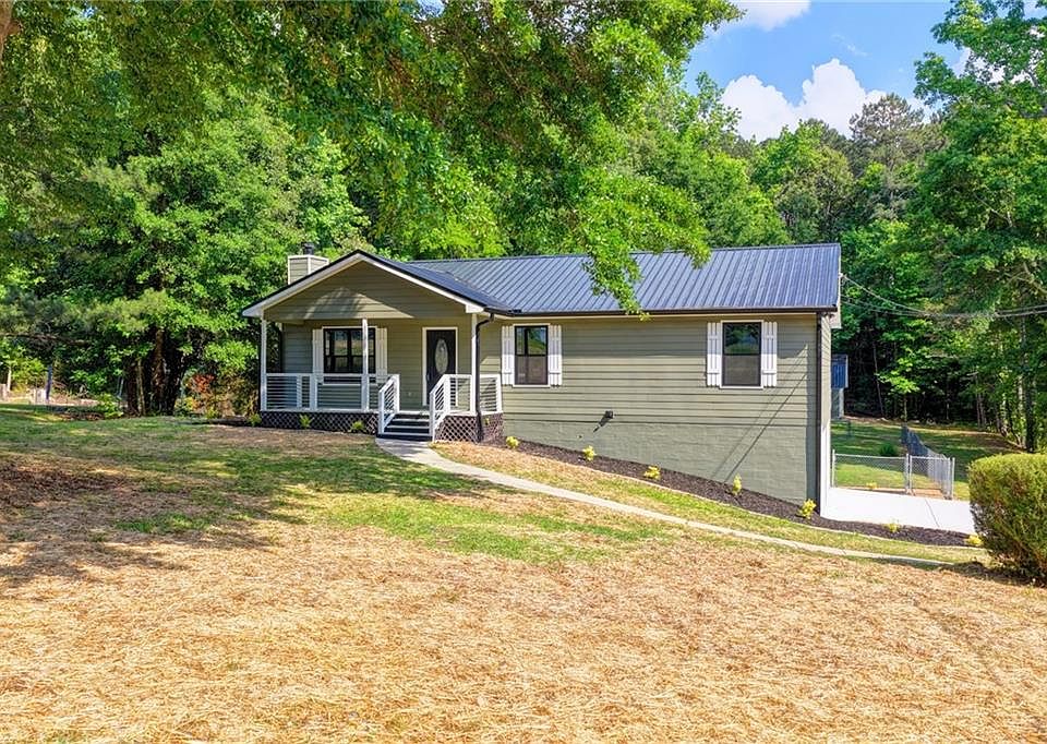 1st image of 1625 Peachtree Cir