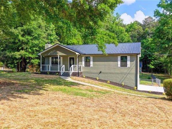 1625 Peachtree Cir, Lawrenceville, GA 30043
