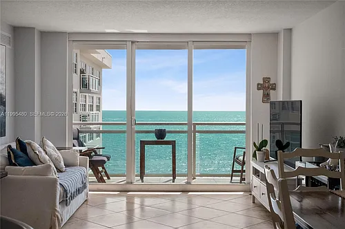 6917 Collins Ave #1609 Photo 1