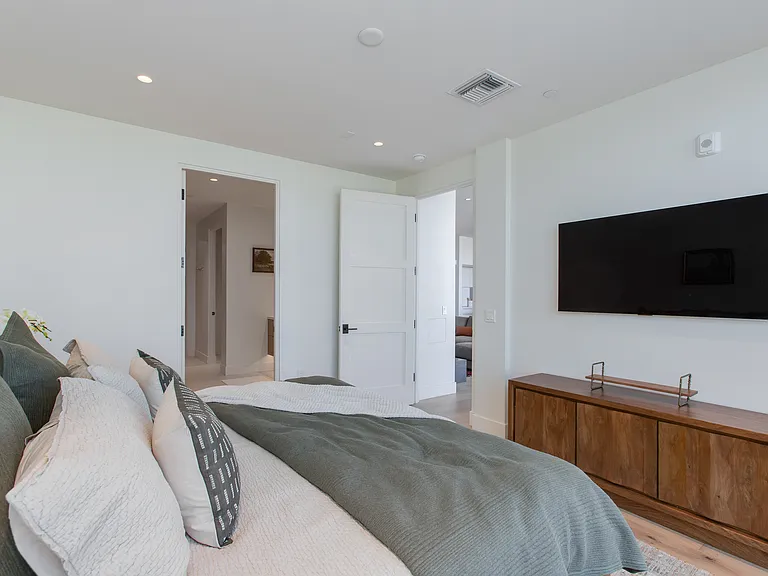 5000 N Camelback Ridge Dr #206 — Photo 15