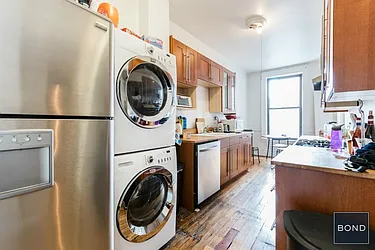 Rented by Bond New York