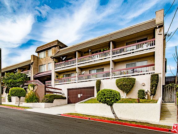2nd image of 555 Evergreen St APT 13