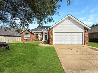 2720 Granny Smith Ave, Springdale, AR 72764