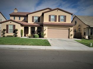 13716 Hollowbrook Way, Corona, CA 92880