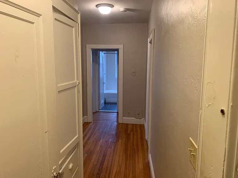 23 Lanark Rd #10 — Photo 6