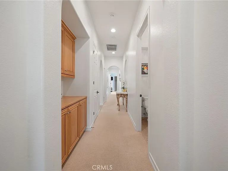 138 Royal Saint Georges Way — Photo 25