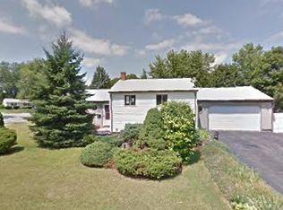 129 Carnation Dr, Warwick, RI 02886