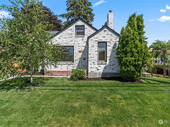 1917 N Proctor Street, Tacoma, WA 98406
